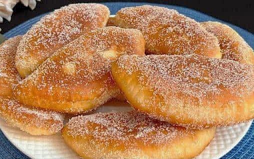 Sugar-Coated Fried Pastries